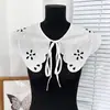 Elegante Cuello Falso Blanco Adorno de Bordado Dentado Diseño de Cordones Camisa Vestido Suéter Accesorios Otoño Invierno para Mujer