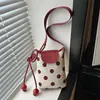 Bolsa de Axila Nueva Estilo Verano 2026 Fresca y Sencilla con Diseño de Lunares, Bolso de Hombro Patchwork, Bolso Cubo Único para el Trabajo