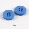 Botón de resina de color al por mayor color caramelo lado ancho cuatro ojales botón para niños camisa suéter pantalones botón