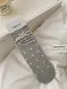Calcetines de Mujer Coreanos de Estilo Pequeña Estrella Gris-Blanco con Lazo Delgado de Caña Media para Primavera y Verano, Calcetines Frescos y Simples de Dongdaemun