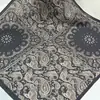 Pañuelo de Seda Negro y Rojo para Mujer, Pañuelo Cuadrado Delgado de Seda para Primavera y Otoño, Estampado Paisley, Bufanda de Seda de Morera para Mujer, 53cm