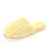 Zapatos de suela gruesa para otoño e invierno Zapatillas cálidas y esponjosas de felpa de borrego para niños Zapatillas de algodón nueva generación de stock puntual