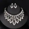 Conjunto Exquisito e Luxuoso de Colar e Brincos, Vestido de Banquete, Joia com Franja Totalmente em Diamante, Joia de Noiva Moderna e Versátil