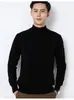 Suéter Masculino Liso Slim Fit com Gola Meia-Alta 2026, Casual Versátil Outono/Inverno Nova Camisa Base de Tricô de Manga Longa para Casais
