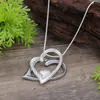 Collar Largo Transfronterizo Nuevo Mate Hueco Amor Colgante Corazón Geométrico Incrustado de Diamantes Simple y de Alta Gama para Mujer