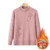 Suéter de inverno da mamãe, forrado com fleece e espessado para aquecimento, roupas para mulheres de meia-idade, gola alta, camada interna de fleece integrada, top de base