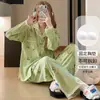 Pijama de primavera e outono para mulheres, de manga comprida, perna comprida, conjunto de cardigã floral doce estilo japonês, estilo coreano, moderno, com sutiã embutido, roupa de casa