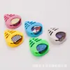 Caja de púas de guitarra corazón de amor caja de púas de color A010A-G tamaño caja de púas triangular accesorios para guitarra lote