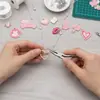 Día de San Valentín Corazón Forma Flor de Rosa Goteo Aceite Aleación Colgante DIY Pulsera Collar Llavero Pendiente Joyería Accesorios