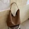 2026 Nuevo Bolso de Mano Tejido Retro de Moda Francesa de Nicho con un Aspecto de Alta Gama y Gran Capacidad, Bolso de Hombro y Cruzado