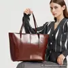 Bolsos de Cuero Retro Europeos y Americanos para Mujer, Nuevo Modelo 2026 Bolso Tote, Bolso de Mano para Viaje, Bolso de Hombro, Piel de Vaca de Primera Capa