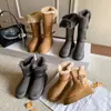 Encuentro Primer Temporada Botas de Nieve de Caña Alta Grises para Mujer Invierno Más Terciopelo Engrosadas Cálidas Zapatos de Algodón Hebilla de Cuero Suela Gruesa Aumentan la Altura Uso Bidireccional