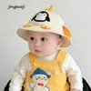 Sombrero de Pescador para Bebé Lindo Dibujo Animado Estilo Pingüino Pequeño Sombrero de Cubo Estilo Coreano Ins Sombrero de Sol para Niños de 2 Años Exportación