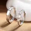 Anillo de amor a primera vista, banda lisa, anillo para el dedo índice, anillo de pareja de lujo ligero de alta gama, anillo de compromiso ajustable, nuevo accesorio