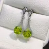 Venta al por mayor de fábrica Populares Pendientes de Peridoto Natural Plata S925 Incrustados Piedra Principal 7*7 Joyería de Lujo Venta Directa de Fábrica