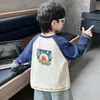Sudadera de primavera y otoño para niños 2026 nueva elegante camiseta fina para niños, camiseta básica de otoño de moda para niños pequeños