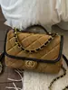 Mochila de Moda Popular Estilo Coreano para Mujer Otoño e Invierno 2025 Nueva Mochila Pequeña Casual Simple Acolchada Bolso con Cadena