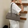 Elegante y versátil bolso de moda para el hombro para mujer 2026 moda otoño nuevo bolso de hombro para el día a día vintage simple bolso tote