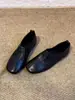 Versão em Pele de Ovelha~Estilo Old Money Couro Macio Simples Confortável Feminino Bico Quadrado Slip-On Versátil Preto Sapatos de Moda