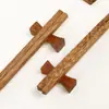 Palillos de Madera de Ala de Pollo de Alta Calidad para Uso Doméstico, Palillos Chinos de Madera Maciza, Sin Pintar, Sin Cera, Palillos Antideslizantes para Mesa, Venta al por Mayor Personalizada