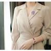 Broche Estilo Coreano y Japonés para Mujer, Nuevo Broche de Espiga de Trigo con Cristal Azul Blazer, Accesorio Versátil y Elegante para Abrigo al por Mayor