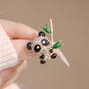 Broche de bambu de panda fofo estilo chinês, todos os tipos de diamantes incrustados, animal, bambu, corsage, casaco, acessórios de alfinete antirreflexo