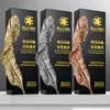 Nuevo Cubo de Trofeo de Cristal con Diseño Creativo de Alta Gama, Presentando Alas y Plumas Metálicas, para Premios a Empleados Destacados en Reuniones Anuales
