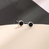 Aretes Redondos Negros Simples para Mujer Pequeños Distintivos de Círculo Geométricos Moda para Hombre Elegantes Diarios Aretes de Clavo