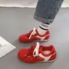 2026 Nuevos Zapatos de Entrenamiento Alemanes, Suela Suave Ligera, Diseño Único de Bloques de Color, Zapatos Versátiles, Zapatos Estilo Ballet con Brillo Ámbar Forrest Gump