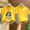 Camiseta de manga larga a rayas para niña, nueva y elegante camiseta básica infantil para primavera y otoño 2026, top de algodón puro para niña pequeña, estilo ins