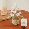 Producto Terminado Transfronterizo Amazon Hecho a Mano Tejido a Crochet 14 Cabezas Algodón de Leche Muguete Planta en Maceta Decoración del Hogar Regalo Adornos de Escritorio