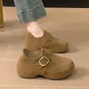 Sapatos femininos estilo Birkenstock, retrô, com sola grossa, que aumentam a altura, totalmente fechados, mocassins slip-on, nova coleção de outono 2026