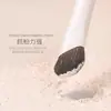 Pincel para sombra nariz de foice pelo de animal cavalo ponta do dedo pincel de maquiagem uma raiz de montanha tridimensional cabeça chata chanfrada pincel de sombra para contorno