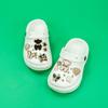 Nuevo Conjunto de Verano Pantuflas para Niños y Niñas Dibujos Animados Oso Blanco y Negro Zapatos de Agujeros EVA Suela Gruesa Antideslizantes Sandalias de Punta