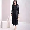 Comercio Exterior Miyak Africano Transfronterizo Tallas Grandes Color Sólido Moda Volantes Adelgazante Cuello en V Vestido Elegante