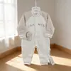 Primavera y Otoño Nuevo Disfraz de Bebé Terciopelo Grueso Deshuesado Ropa Exterior Bordada Ropa Deportiva para Bebé para Niños