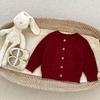 Conjunto de Duas Peças para Bebê Menina Primavera e Outono Liso Lã Top Crochê Feito à Mão Macacão com Alça de Bolinhas de Lã Jaqueta Tricotada