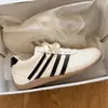Tênis de treino retro alemão prateado de sola reta para mulheres, novos tênis casuais outono 2026, sapatos brancos, sapatos de taekwondo