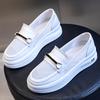 Tênis Branco de Couro Genuíno para Mulheres 2026 Verão Novo Solado Grosso Aumentador de Altura Slip-On Sapatos Casuais Sapatos Femininos de Malha Respirável