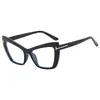 Otoño e Invierno nuevos gafas de montura en T para m-nail ojo de gato con protección contra luz azul gafas lisas marco de gafas decorativo de color contrastante europeo y americano gafas ópticas personalizadas
