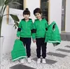 Uniformes Personalizados para Jardim de Infância, Roupas de Outono e Inverno, Uniformes Esportivos para Alunos do Ensino Fundamental, Uniformes de Sala de Aula de Algodão e Espessados, Conjunto de Três Peças para Crianças