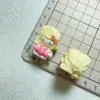 Clip para el pelo de chica de anime de alta calidad, pegatina de dibujos animados, colgante personalizado hecho a mano, accesorios de resina, estilo de lujo ligero, accesorios de resina