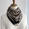 Cachecol Triângulo Magnético para Mulheres Outono e Inverno Algodão e Linho Seda Lenço Quadrado de Pescoço Cachecol de Pescoço Fita Xadrez