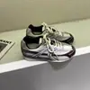 Zapatos Deportivos Casuales de Malla Transpirable para Mujer, Nuevos para Primavera y Otoño 2026, Versátiles y de Gama Alta, Color Plateado, Comodidad Diaria para Mujeres