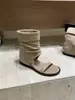 Sandálias Retro de Tira Única para Mulheres com Salto Escondido, Novo Estilo Primavera/Verão 2026, Sandálias Abertas na Ponta da Moda com Design Franzido