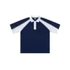Camisa tipo polo deportiva retro de retazos en blanco y negro con mangas raglán acanaladas, corte holgado, cuello camisero, top casual para estudiantes hombres y mujeres