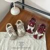 Xadrez Sola Macia Velcro Sapatos Forrest Gump Infantis 2025 Outono Sapatos Esportivos Casuais para Meninos e Meninas, Crianças Pequenas e Médias