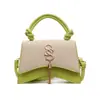 Bolsa Feminina Simples e Fashion Nova Estilo Verão 2026 Design de Textura Casual Bolsa de Ombro Bolsa de Mão Tendência Bolsa Quadrada Pequena Transversal