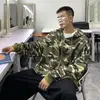 Moda Outono/Inverno 2026 da marca americana de streetwear transfronteiriça: roupas esportivas masculinas estilosas e descoladas, jaqueta camuflada, moletom com capuz e zíper
