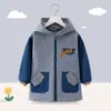 Bata infantil para otoño e invierno, chaqueta de plumón exterior, impermeable y resistente a la suciedad, ropa protectora, babero para bebé con cremallera, para niños mayores